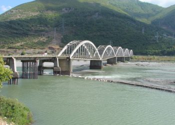 Peshkatari i mbytur në lumin Mat gjendet pas disa orësh kërkimesh (EMRI)