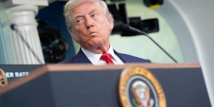 Plani i ri i Trump për protestat në vend, Washington Post: Presidenti do të formojë një Grup të veçantë reagimi.