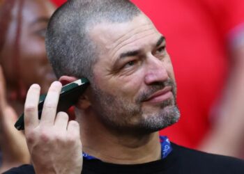 Plas te Dortmundi! Babai i yllit të Real Madridit në përplasje me drejtuesit, klubi merr një vendim të rëndësishëm për familjarët e lojtarëve.