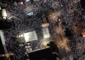 "Populli izraelit kërkon përfundimin e konfliktit" / Protestë historike në Tel Aviv, 500 mijë qytetarë kërkojnë lirimin e pengjeve.