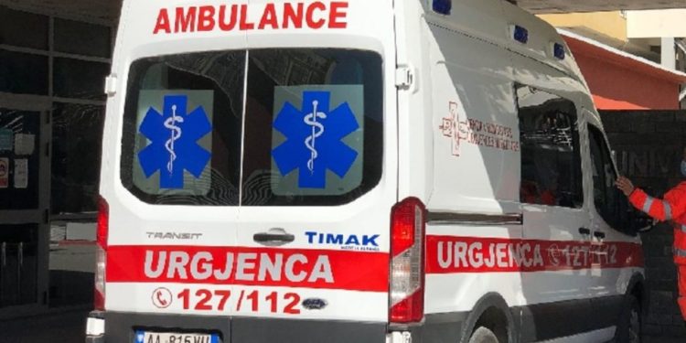 Punonjësi i ndërtimit në Tiranë humb jetën nga një lartësi.