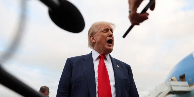 Qëndrimi i rezervuar i Trump për Ukrainën para samitit me Putinin: Anëtarësimi në NATO jo i mundshëm, por ndoshta garantime të tjera për siguri.