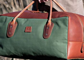 Rast i veçantë: Gruaja fsheh vajzën 2-vjeçare në valixhe gjatë udhëtimit me autobus në Zelandën e Re.