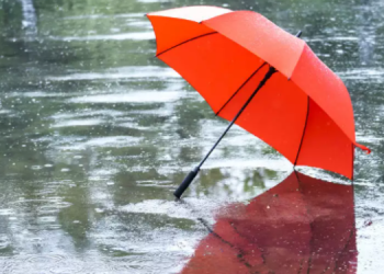 Reshje shiu dhe rënie të lehtë të temperaturave! Ja çfarë pritet nga moti sot