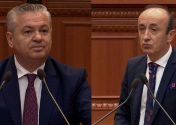 “Rrini si guhak gjatë mbledhjeve dhe cicëroni në FB” / Sula përgjigjet Murrizit: Nuk kam ikur si struci për një mandat të ri në Parlament
