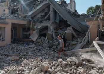 Rusia vazhdon avancimin në front, kap dy fshatra në zonën e Donjetskut.