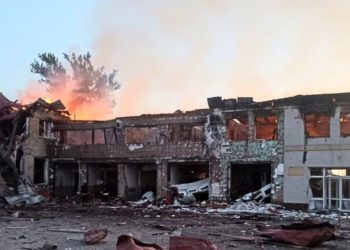 Rusia vazhdon sulmet ndaj Ukrainës: një viktimë dhe dhjetë të plagosur, përfshirë dy fëmijë