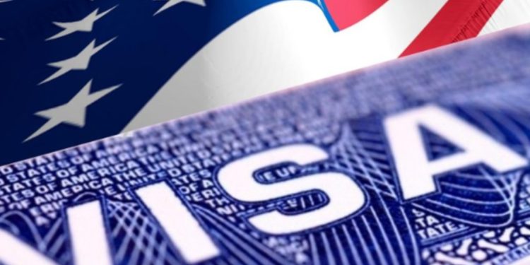 SHBA, kontrolli i të huajve! Në plan kufizimi i vizave për gazetarët, shkencëtarët dhe studentët.
