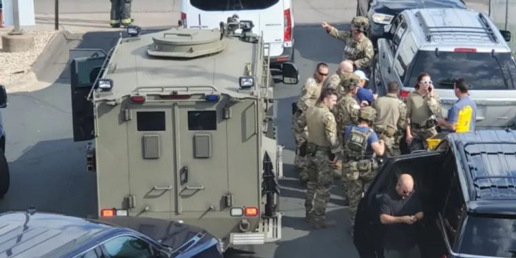 SHBA ulet flamujt në gjysmështizë! Sulmi në shkollën katolike në Minneapolis po klasifikohet si akt terrorist dhe krim urrejtjeje.