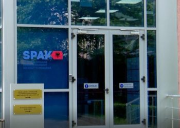 SPAK demaskon organizatën kriminale shqiptare që trafikonte kokainë në Europë, 8 të arrestuar dhe 17 ton kokainë të kapur.