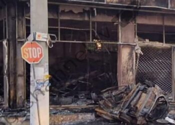 Shqiptari humb jetën në Greqi: makina e tij shpërthen në flakë pas përplasjes! Pamjet e rënda të aksidentit.