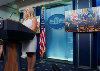 Shtëpia e Bardhë konfirmon: Takimi mes Putinit dhe Zelenskyt është në përgatitje