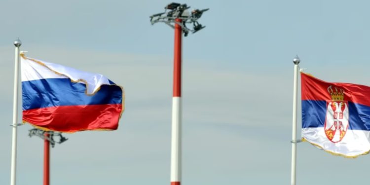 Situata në Serbi: Ambasada ruse në Beograd thekson se zgjidhja duhet të respektojë rregullat e Serbisë.