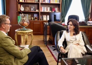 Spiropali takon ambasadorin e BE-së, kryeparlamentarja deklaron: Integrimi i vendit në BE është prioritet në legjislaturën e re.