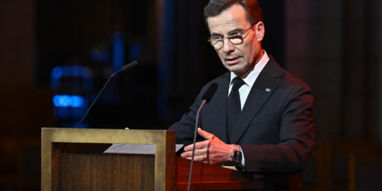 Suedia ofron garanci sigurie për Ukrainën, kryeministri Kristersson sugjeron ndihmë ajrore dhe detare.