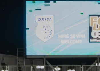 Super Drita! Kampionët e Kosovës triumfojnë në ndeshjen e parë të "Play Off"-it, një hap përpara historisë.