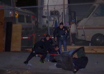 Të shtëna me armë në Los Anxheles, dy të vdekur dhe gjashtë të plagosur