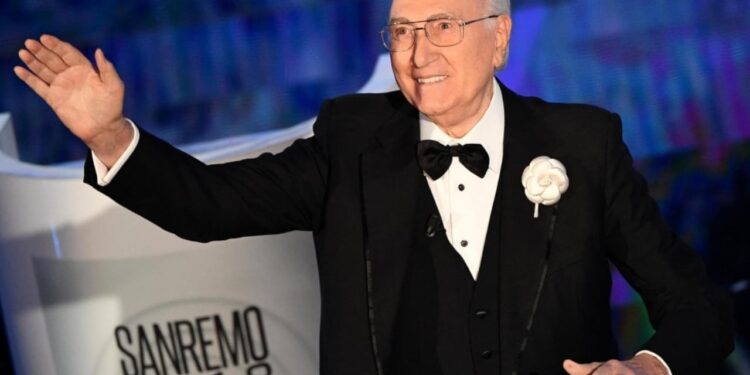 Televizioni italian në pikëllim! Ikona e ekranit, Pippo Baudo, ndërron jetë në moshën 89-vjeçare.