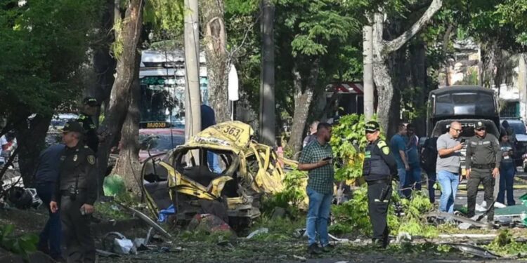 Tension në Kolumbi: Helikopteri i shkatërruar nga droni, shpërthimi në qytet, 18 viktima.