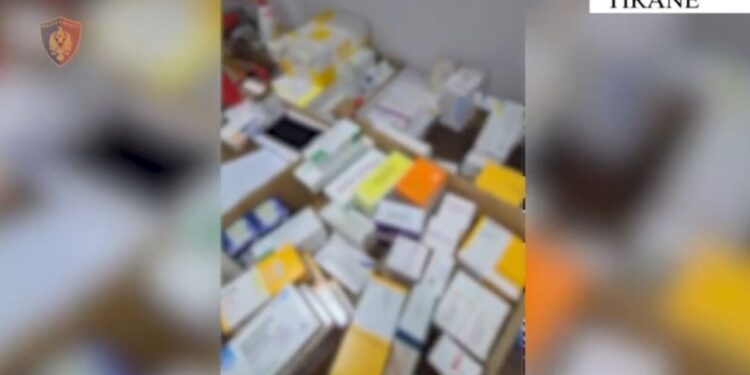 Tiranë: Administratori i farmacisë arrestohet për tregtimin e ilaçeve të kontrabanduara