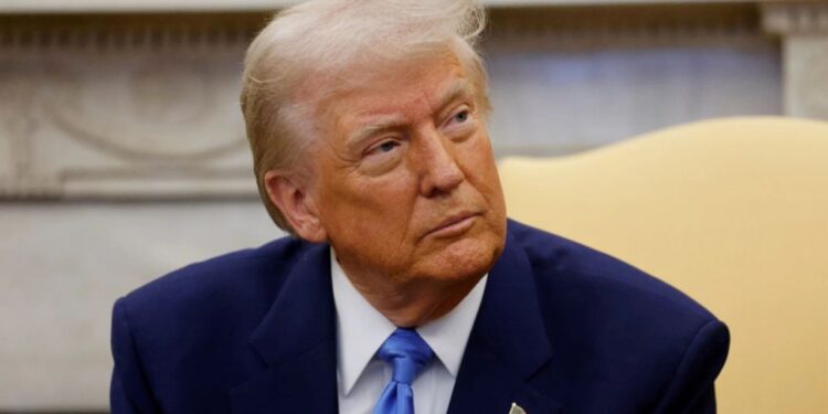 Trump për takimin me Zelensky: Si vaji dhe uthulla, ata nuk e kanë marrëdhënien e duhur.