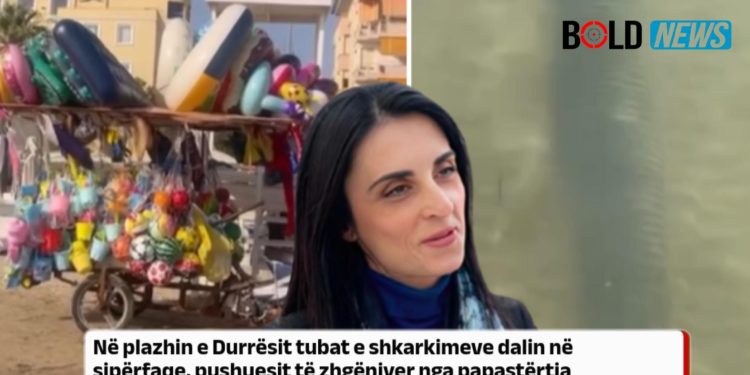 Tubat e shkarkimeve duket në plazhin e Durrësit, pushuesit shqetësohen për ndotjen.