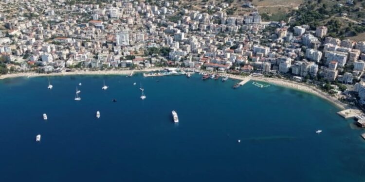 Turizmi rritet me 38 mijë vizitorë në korrik/ Agjencia “AMI” raporton se fluksi ka vazhduar edhe në gusht