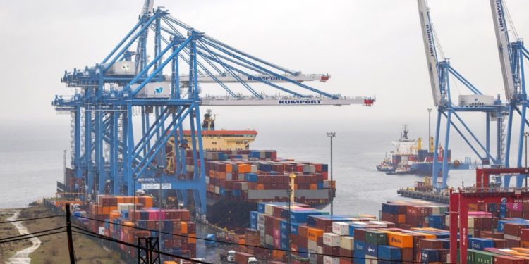 Turqia intensifikon masat ndaj Izraelit, mbyll portet për anijet izraelite dhe vendos kufizime në hapësirën ajrore.