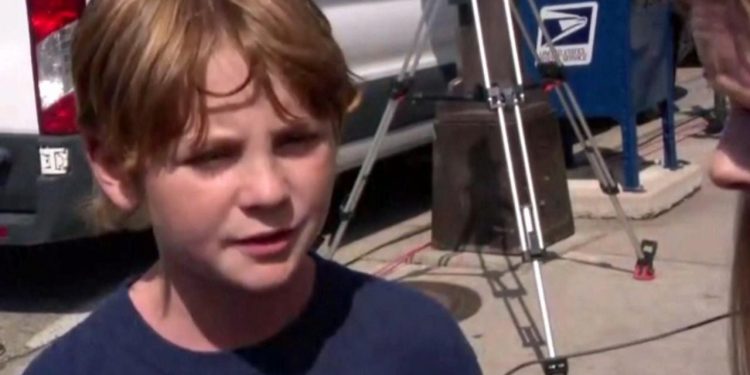 “Udhëheqësi më shpëtoi, ai u godit nga pas…”, nxënësit e shkollës katolike në Minneapolis tregojnë traumën e përjetuar: Kisha frikë se nuk do ta shihja më mamanë.