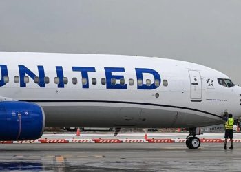 United Airlines ndal fluturimet në aeroportet kryesore të SHBA-së, kompania zbardh arsyen.