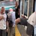 VIDEO: Tensione në metronë e Romës! Një italian kërcënon turistët, ata reagojnë me muzikë!