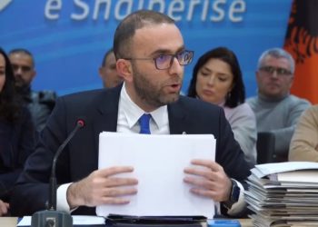 Vëzhguesit e PS kanë bërë votim në emër të popullit