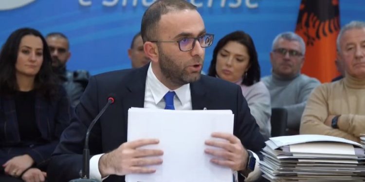 Vëzhguesit e PS kanë bërë votim në emër të popullit