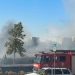 Zjarri afër një stacioni karburanti në Yzberisht