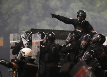 Zyra e OSBE-së për të Drejtat e Njeriut i rekomandon Serbisë të shmangë përdorimin e tepruar të forcës policore gjatë protestave.
