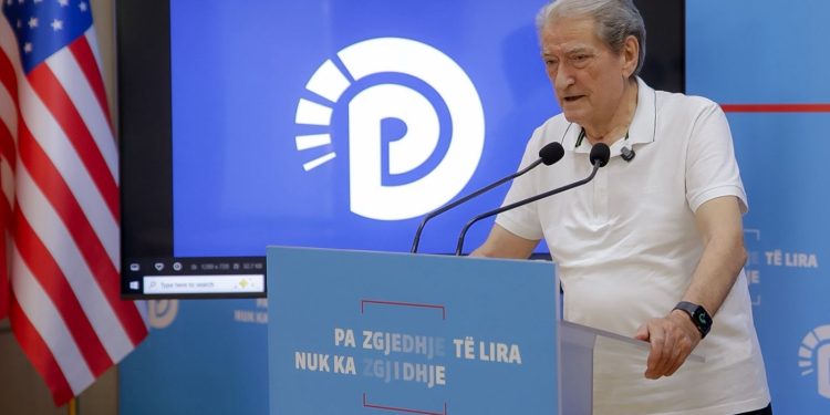 Berisha: Akuzat e Trump ndaj Sorosit janë një akt historik! Ai dhe i biri ndihmuan Edi Ramën për të ngritur narkoshtetin monist në Shqipëri