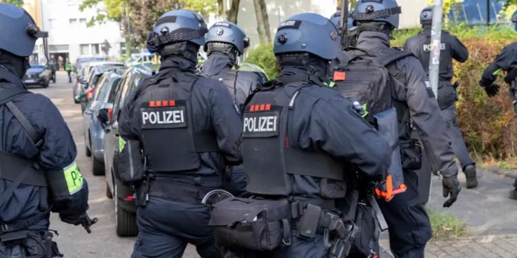 17-vjeçari shqiptar sulmon mësuesen me thikë në Gjermani, zbulohen arsyet e incidentit