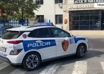 25-vjeçari 'kapet' me mina të telekomanduara, gati për shpërthim. Arrestohet gjithashtu bashkëpunëtori i tij.