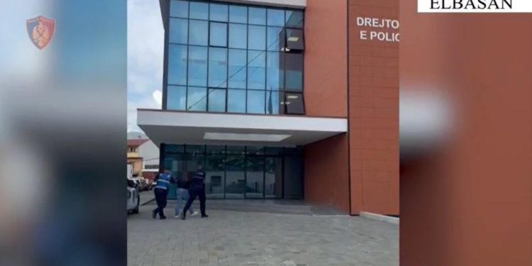 29-vjeçari në Elbasan arrestohet pas një incidenti me thikë