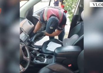 41-vjeçari në Vlorë kapet me kanabis dhe kokainë në kroskotin e makinës