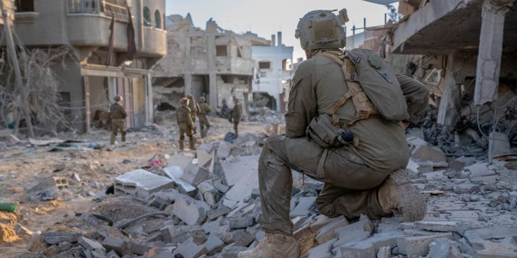 50 palestinezë të pafajshëm humbasin jetën në sulmet e fundit në Gaza; OKB miraton rezolutën kundër Hamasit, Izraeli shpreh kritika të ashpra.