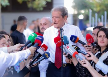 Berisha: Altin Dumani po shkulte leshrat sepse iu bënë pluhur përpjekjet antikushtetuese për të zgjatur mandatin