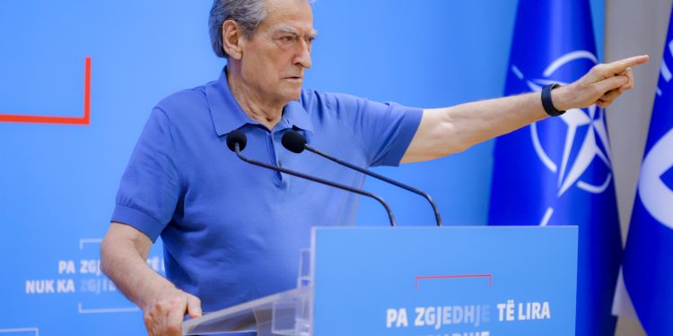 Berisha: Ne do votojmë për shkarkimin e Veliajt, por kërkojmë që ai të dëgjohet në Këshillin Bashkiak! Nëse Edi Rama nuk ka frikë, le ta lejojë të flasë