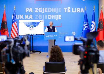 Berisha: Mediat kryesore po censurojnë në mënyrë të tmerrshme raportin e Ministrisë së Drejtësisë në SHBA për McGonigal! Rama ka shkelur rëndë ligjet amerikane