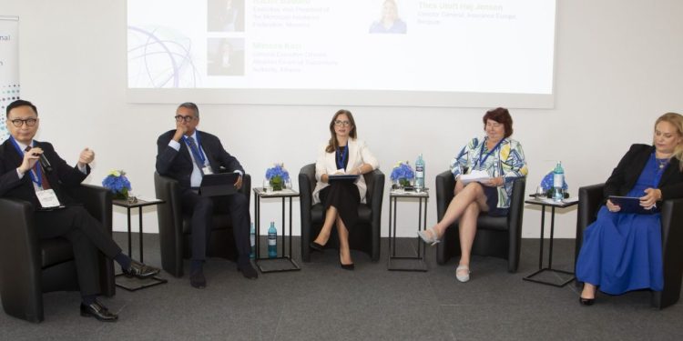 AMF organizon Konferencën Vjetore të IAIS, drejtoresha Kaçi: Një hap historic për përmirësimin e bashkëpunimit ndërkombëtar në mbikëqyrjen e tregjeve të sigurimeve.