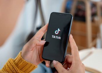 Administrata Trump ka në plan të vendosë një afat të ri për TikTok-un.