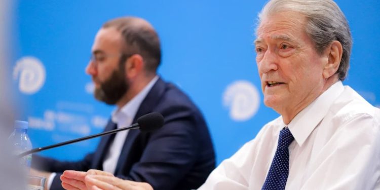 Akt terrorist ndaj Mziut, veprim i narkoshtetit”, Berisha: Heshtja e institucioneve tregon se përkrahin këtë situatë