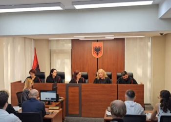 Ankimimi i PD-së, nis seanca në Kolegjin Zgjedhor! KQZ publikon 12 vendime për shpalljen e rezultateve.