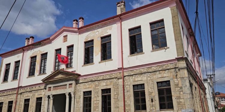 Arsimi profesional në Korçë: për herë të parë implementohet niveli 5 i kualifikimit profesional.