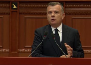 Balla reagon ndaj kritikave: Opozita duhet të marrë pjesë në Komisione, nuk e kemi shkrirë ‘Integrimin’, por i kemi dhënë më shumë përgjegjësi